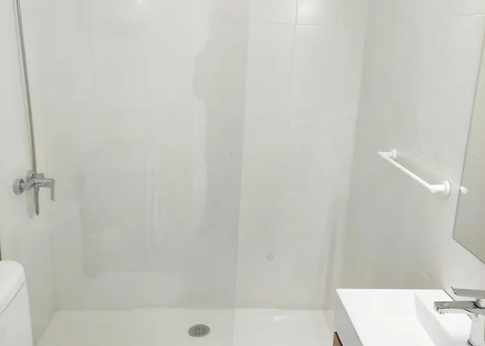 In First Line Apto 12-3